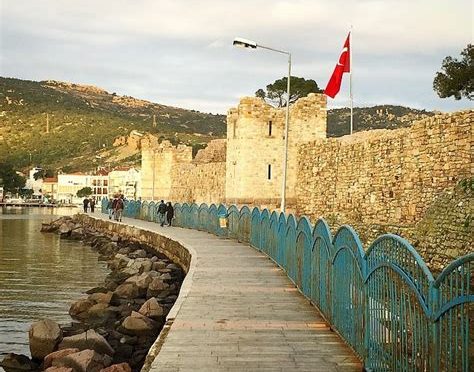 Foça Gezilecek Yerler
