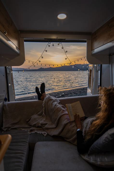 Karavan Tatili Sırasında Deniz Kenarında Kamp Yapma Önerileri