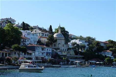 Hafta Sonu Kaçamağı: Sessiz ve Sakin Plajlar Rehberi