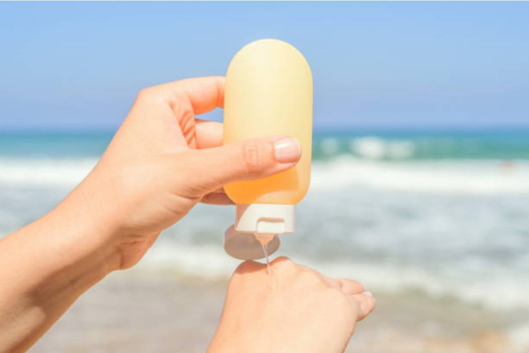Güneşin Zararlarından Korunmanın Altın Kuralları: En İyi Güneş Bakım Ürünleri