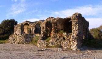 Alara Han ve Alara Kalesi