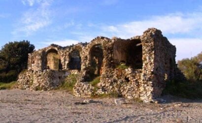 Alara Han ve Alara Kalesi