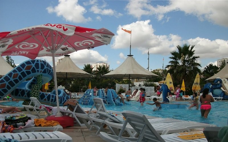 Aqua Dolphin Bahçeşehir