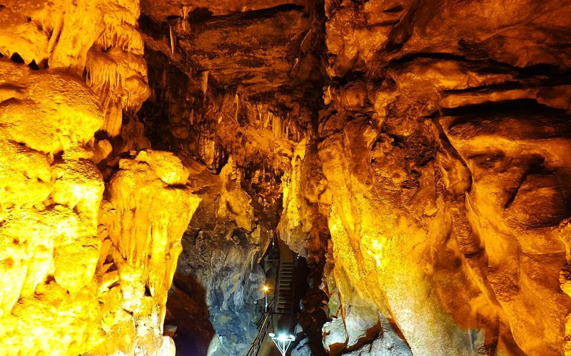 Karabük Mencilis Mağarası