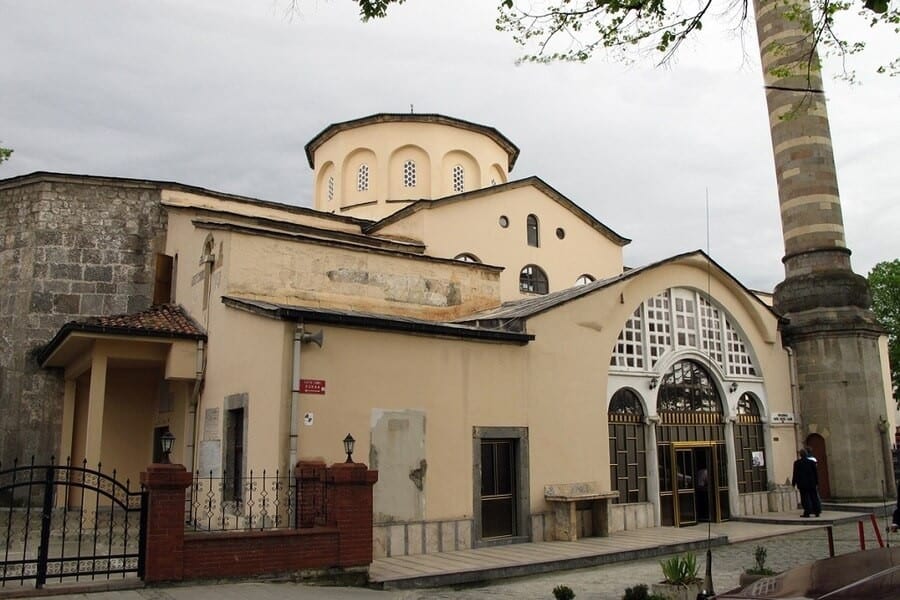 Orta Hisar Camii