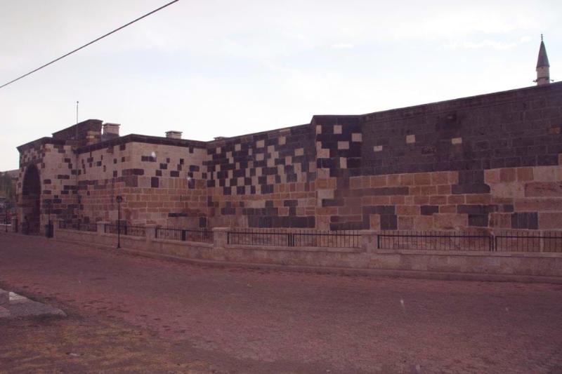 Alacahan Kervansarayı – Sivas