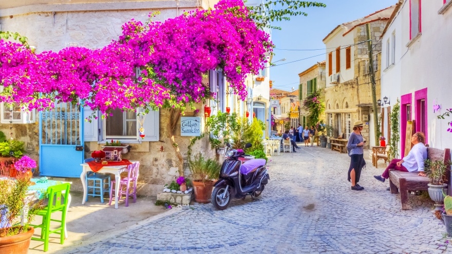 Alaçatı’da Gezilecek Yerler
