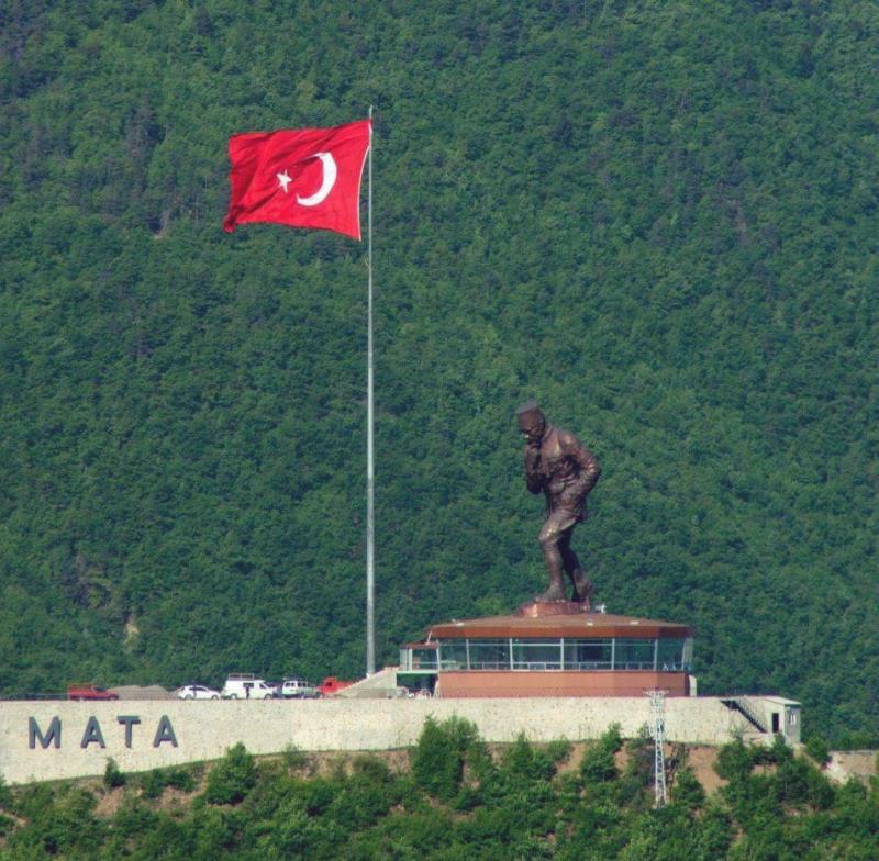 Artvin Atatürk Heykeli – Artvin