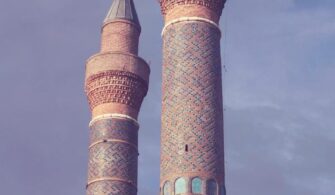 cifte_minareli_medrese___sivas.jpg