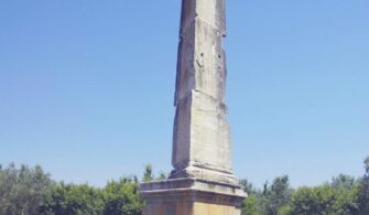 dikili_tas__obelisk____bursa.jpg