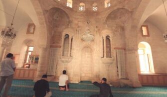 eski_omeriye_camii___sanliurfa.jpg