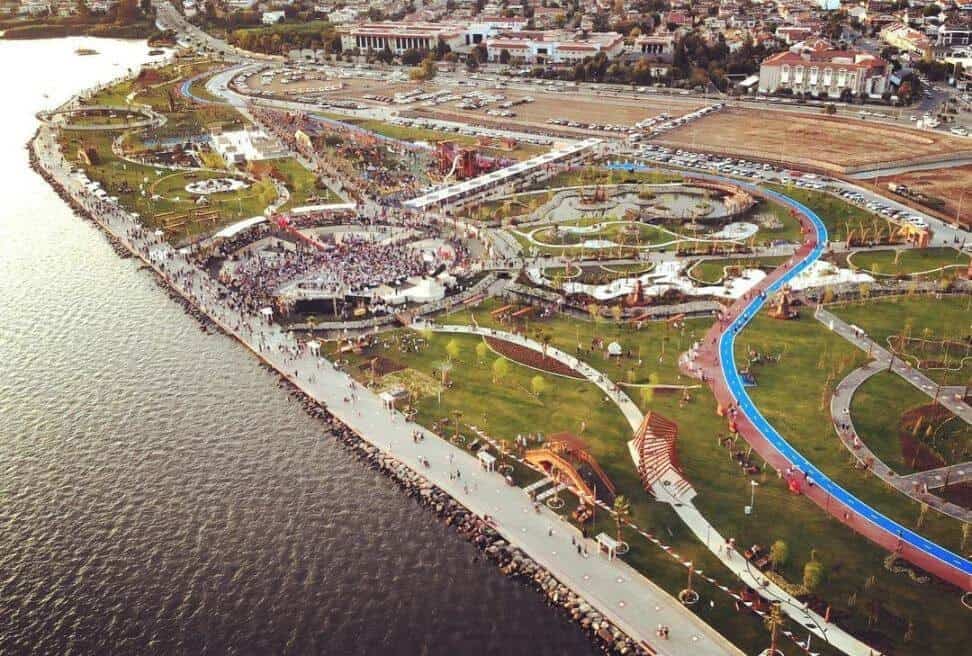 fethiye-sehit-fethi-bey-parki-rekreasyon-alani