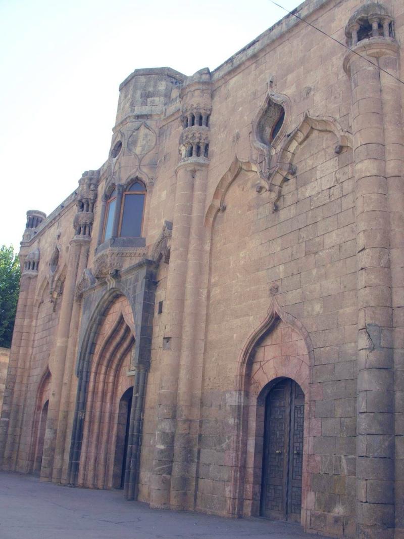 Fırfırlı Camii(On İki Havari Kilisesi Aziz Havariler Kilisesi) – Şanlıurfa