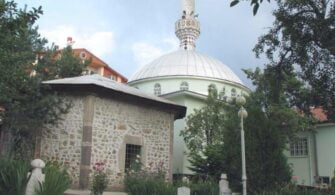 gerede_asagi_tekke_camii_ve_turbesi___bolu.jpg