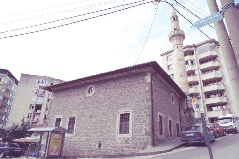 Hacı Hüseyin Cami Ve Çeşmesi – Giresun