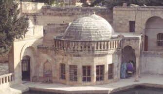 halil_ur_rahman_medresesi___sanliurfa.jpg
