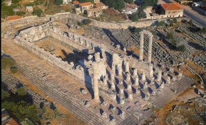 Helenistik Dönem Tapınakları ve Tarihi Tören Alanları