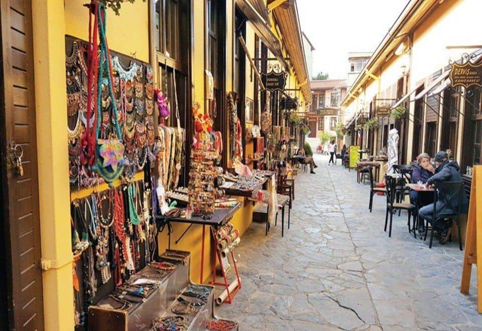 ırgandı çarşılı köprü içerisi