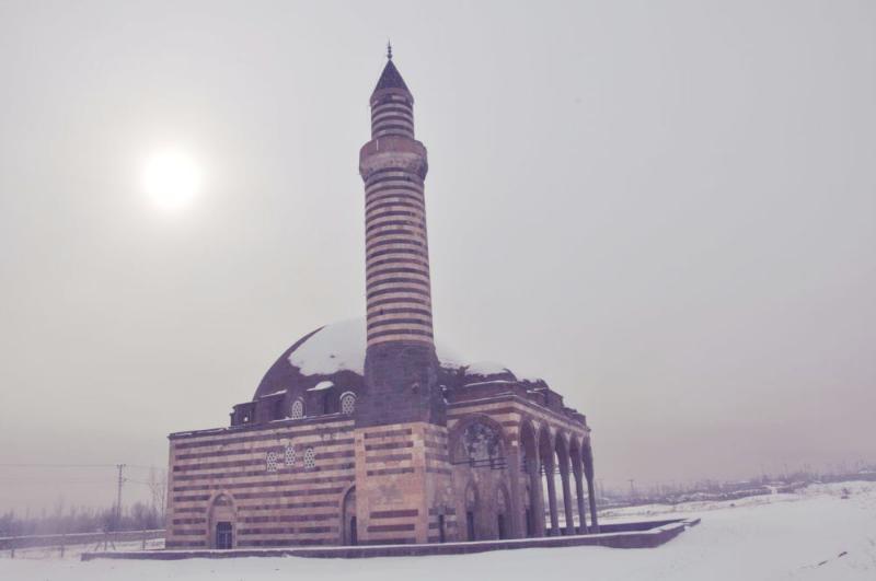 Kaya Celebi Cami – Van