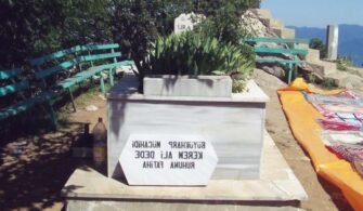 keremali_turbesi____sakarya.jpg