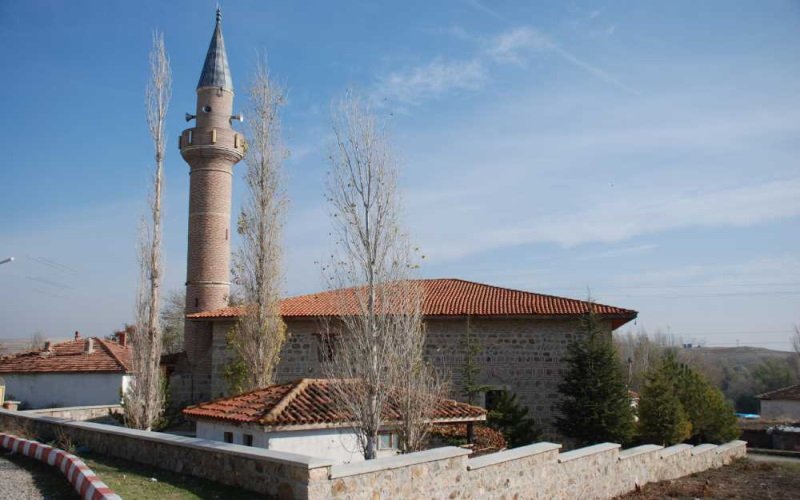 Kırıkkale Ballı Cami Ve Türbesi