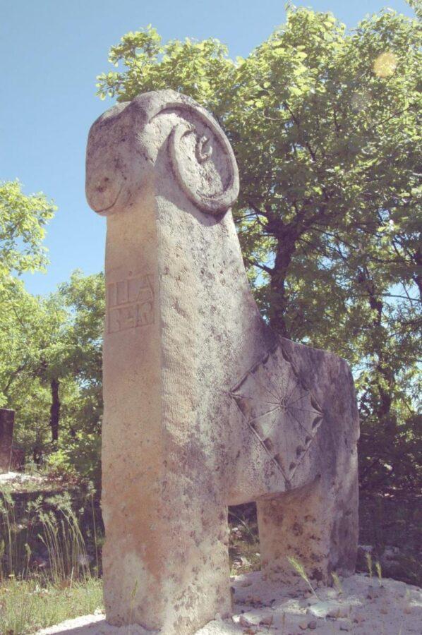 Koç-Koyun Biçimli Mezar Taşları – Tunceli