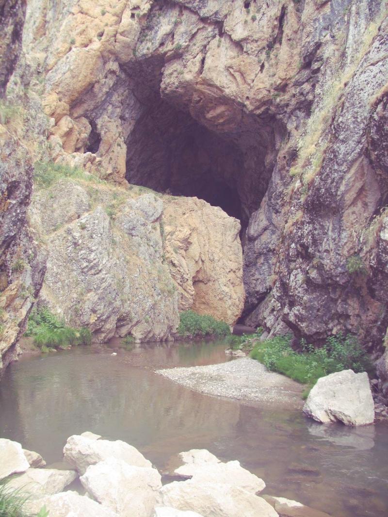 Künav Mağarası – Muş