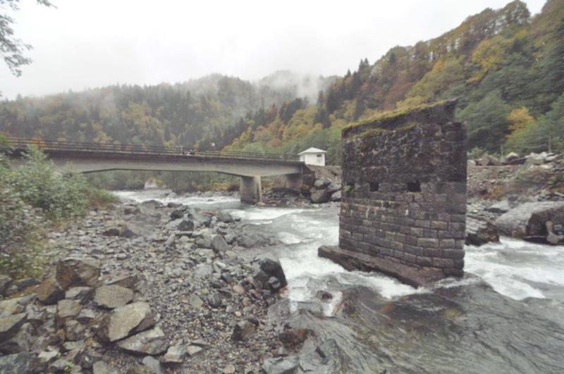 Mollaveyis Yıkık Köprü – Rize