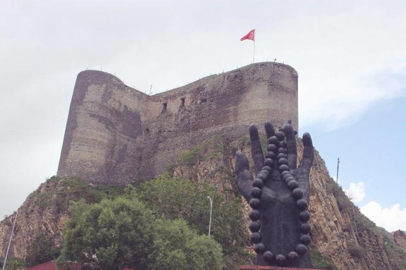 Oltu Kalesi  – Erzurum