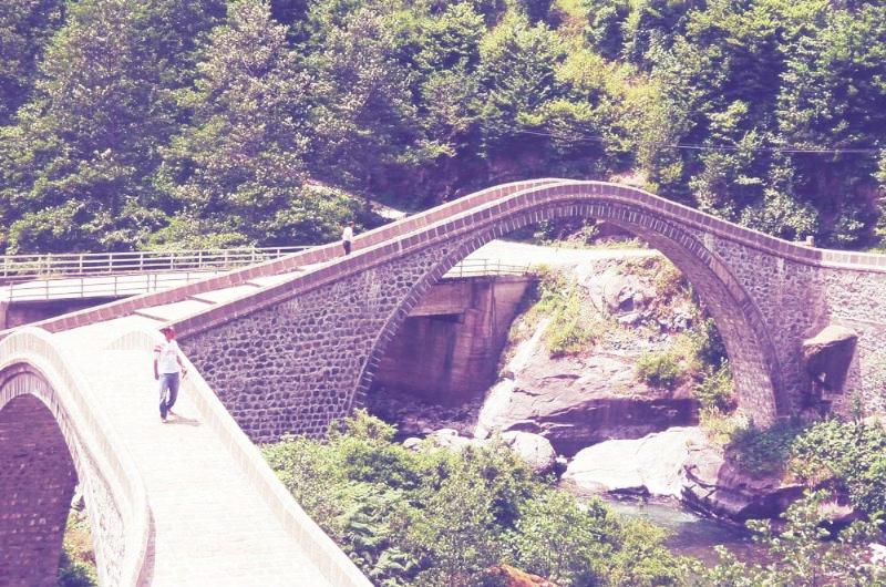 Ortacalar Çifte Köprüler – Artvin