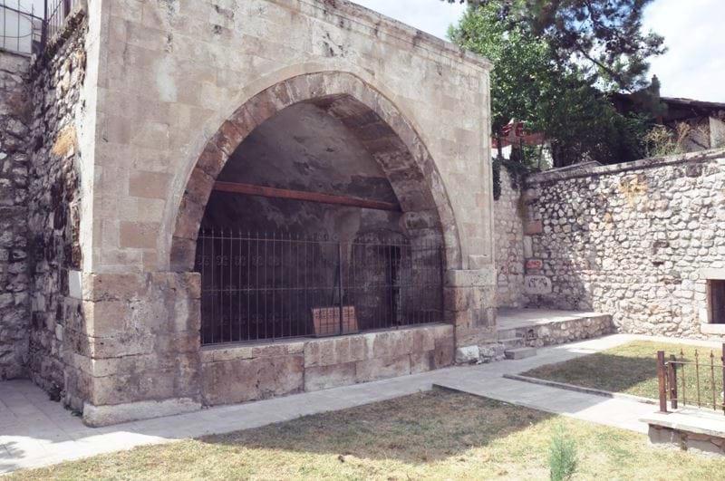 Şadgeldi Türbesi – Amasya