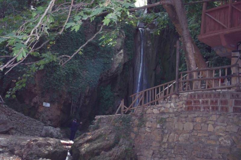 Sakızcılar Asmaaltı Şelalesi – Denizli