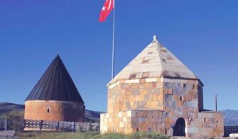 sehit_osman_turbeleri___bayburt.jpg