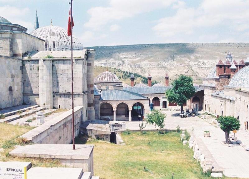 Seyyid Battal Gazi Külliyesi Ve Türbesi – Eskişehir