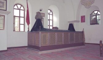 seyyid_bilal_turbesi___sinop.jpg