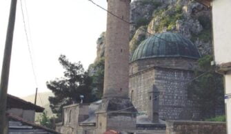sofular_cami_ve_dar_ul_hadis_i__abdullah_pasa_cami____amasya.jpg