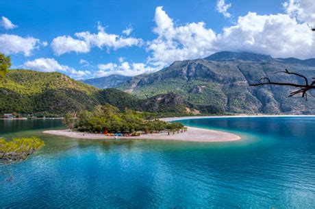 Ucuz Tatil Seçenekleri ve İpuçları