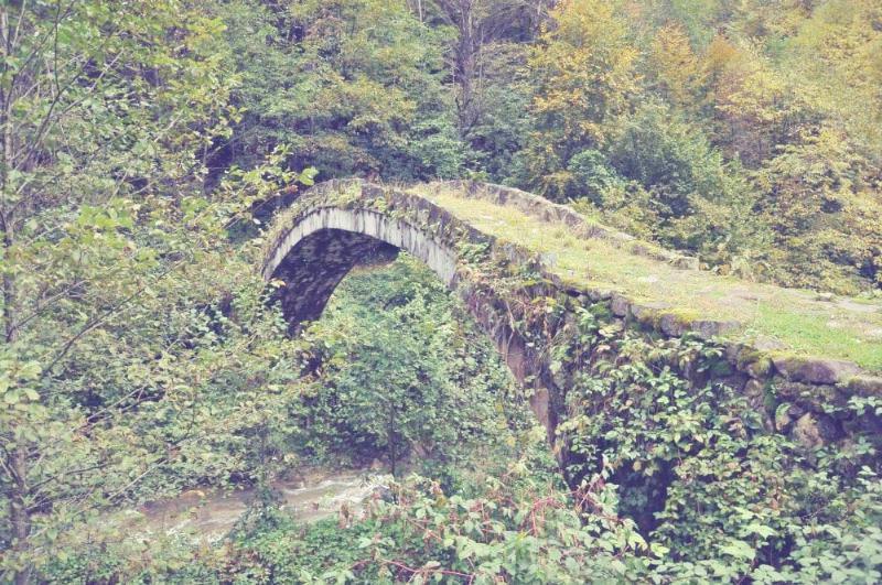 Uğrak Köyü Taş Köprüsü – Rize