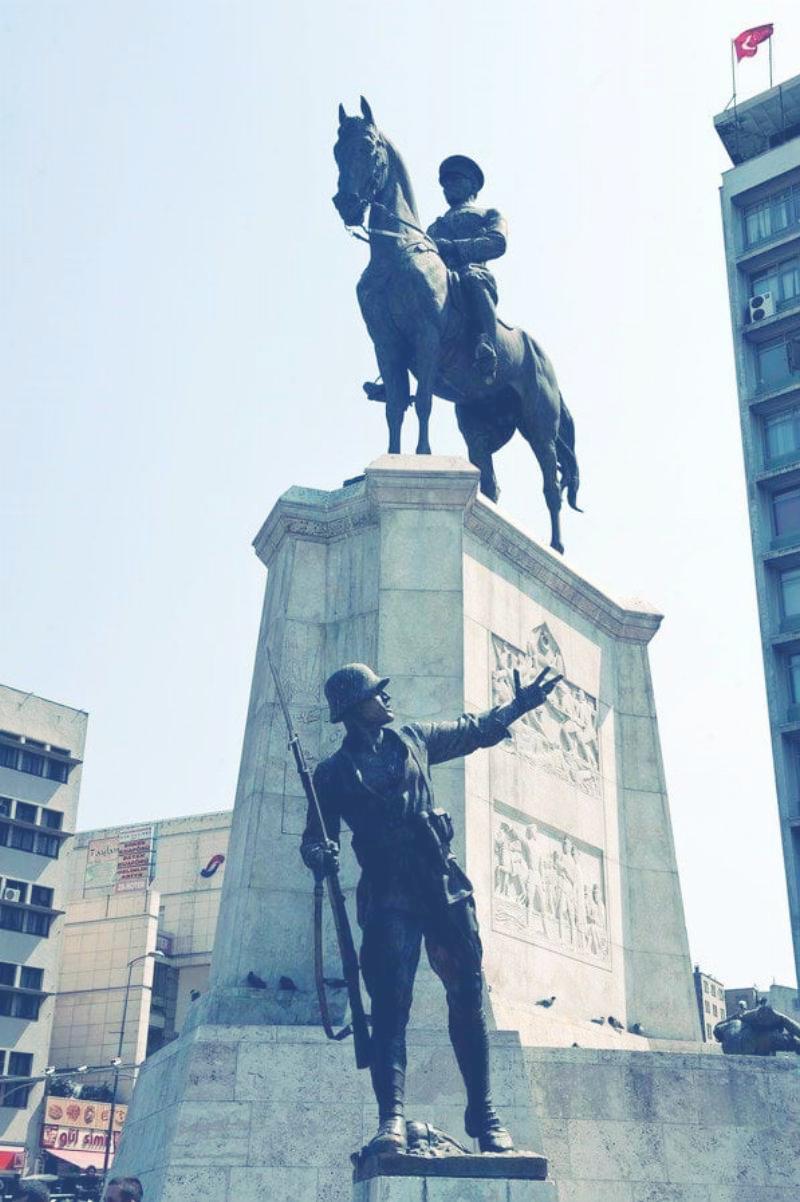 Ulus Cumhuriyet Anıtı – Ankara