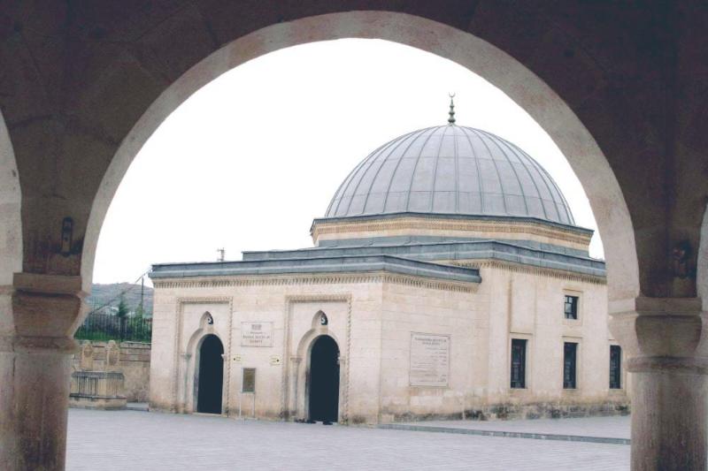 Veysel Karani Türbesi – Siirt
